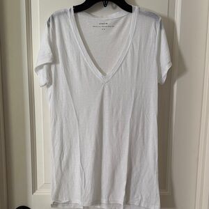 Vince Classic White V-Neck Tee New